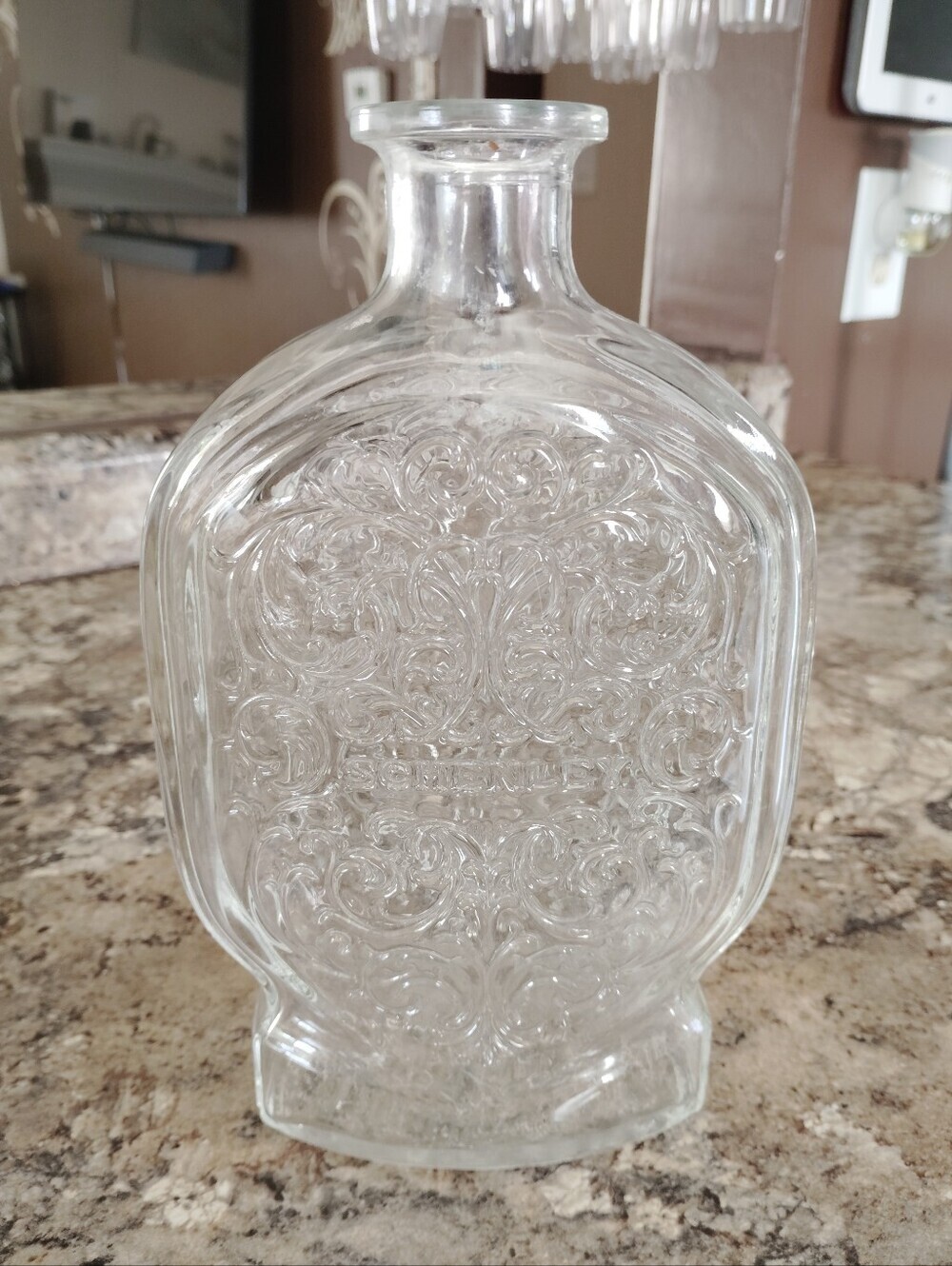 > 🏷️ **Vintage 1953 Schenley Decanter Bottle** 🏷️>
